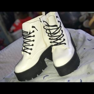 Only wore 1 time for a concert